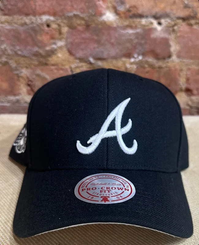 baseball hat triumph -  Atlanta Braves Pro Crown Fit Snapback Hat - Mitchell & Ness