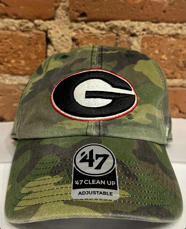 baseball hat curve -  Georgia Bulldogs Camp Clean Up Hat - 47 Brand