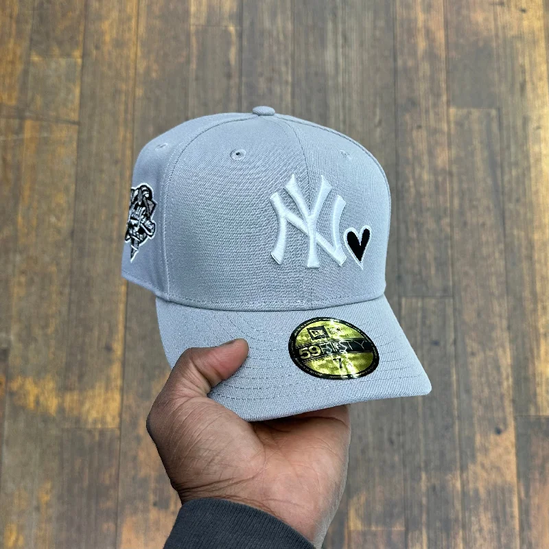 baseball hat dance -  New York Yankees All Grey black Heart 2000 World Series