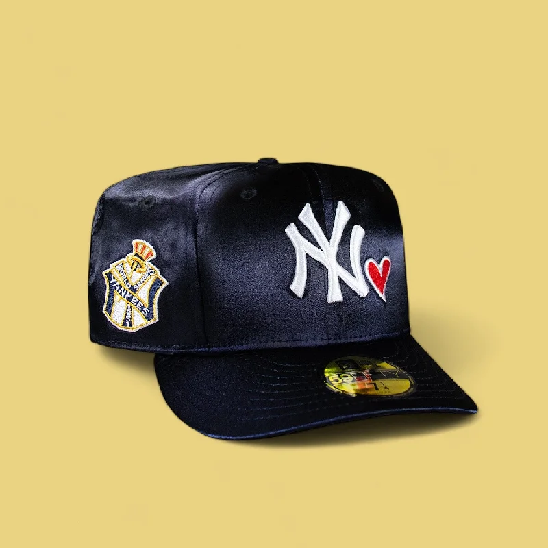 baseball hat family -  New York Yankees Heart Navy Satin 1951 World Series