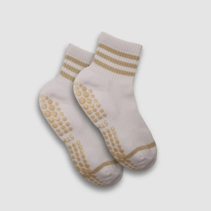 sock designs running -  Sporty Chic Quarter Crew Grip Socks (Barre / Pilates)