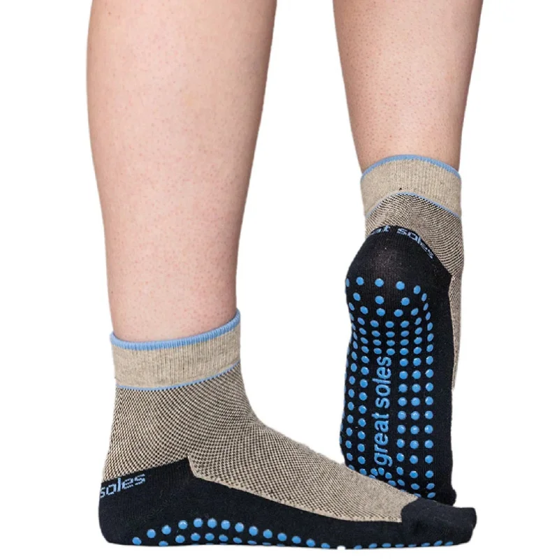 sock shipping thermal -  Bailey Short Crew Grip Sock - Blue/Black (Pilates & Barre)