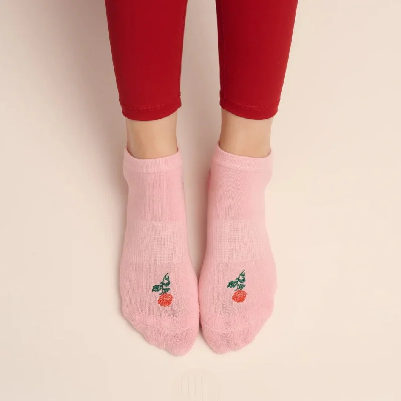 sock deals hiking -  Classic Low Rise Grip Socks - Vintage Rose (Barre / Pilates)