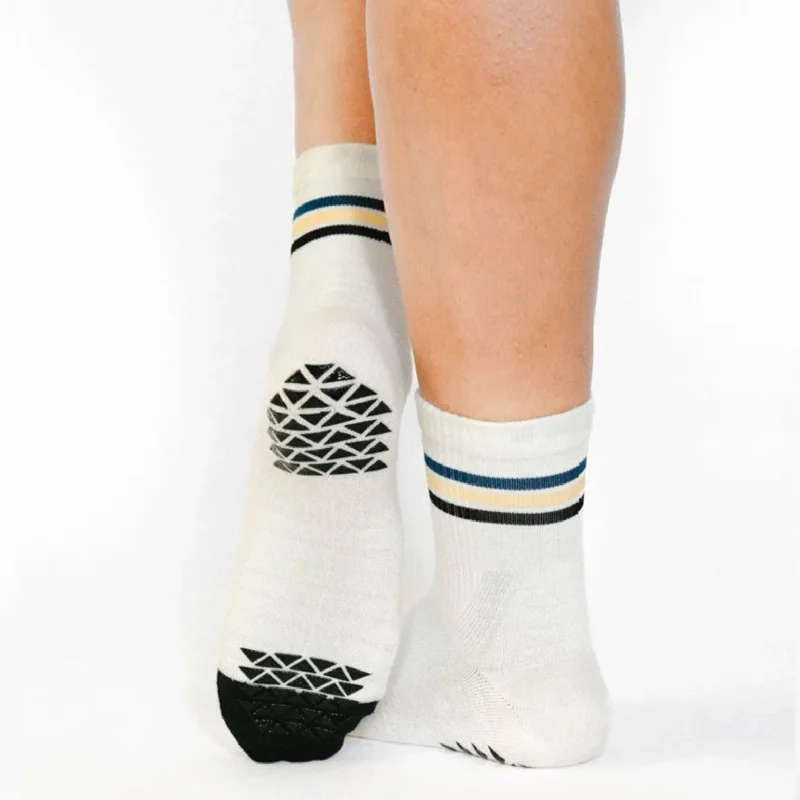 sock care hiking -  Phoebe Ankle Runner Grip Sock - (Running)